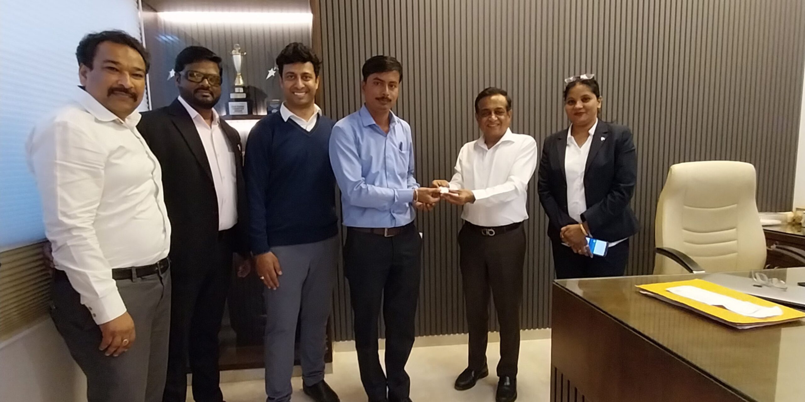 Service awards at patel motors (3)